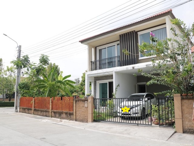 ขายบ้านเดี่ยว 2 ชั้น แปลงมุม 64 ตรว. 4 ห้องนอน หมู่บ้าน โกลเด้น วิลเลจ อ่อนนุช-พัฒนาการ อ่อนนุช 65  ใกล้ Airport Link สถานีทับช้าง