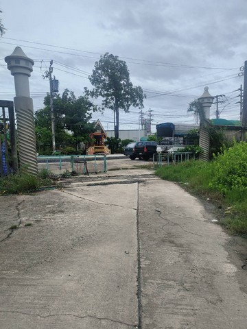 ขายที่ดินถนนสุขสวัสดิ์ ซอย 53 พร้อมอาคาร คสล 3 ชั้น เนื้อที่ 1-3-48 ไร่ ราคาขายตารางวาละ 35000 บาท