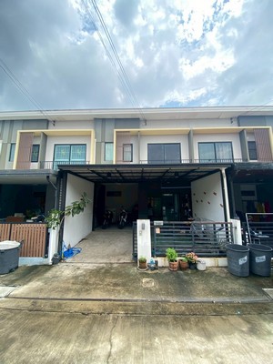 ขายด่วน ทาวน์โฮมใกล้รถไฟฟ้า(สายสีแดง) สถานีดอนเมือง โครงการ The Connect หลักสี่-ดอนเมือง บรรยากาศน่าอยู่ สวนในโครงการขนาด 1 ไร่
