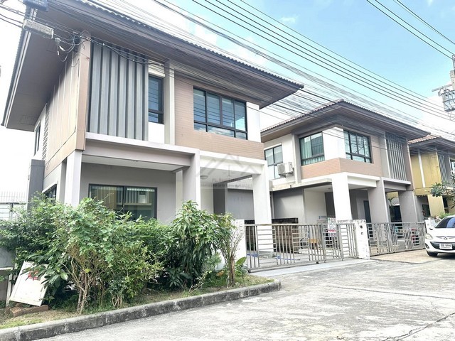 ขายบ้านแฝดสไตล์บ้านเดี่ยว 39 ตร.วา โครงการบ้านพร้อมพัฒน์ ไพร์ม (Prompat Prime) รามอินทรา – หทัยราษฎร์ 39 ใกล้โรงเรียนสาธิตพัฒนา