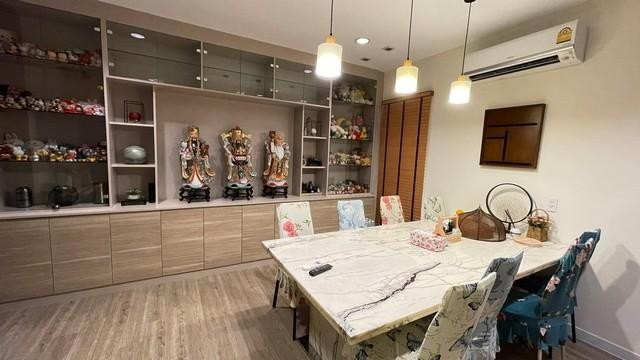 C4686 ขายบ้านเดี่ยว 2 ชั้น โครงการไซมิส คิน รามอินทรา พร้อมเฟอร์นิเจอร์ ใกล้แฟชั่นไอส์แลนด์ ***ขายต่ำกว่าราคาซื้อโครงการ