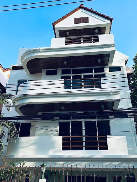 BH3600 ให้เช่าบ้านเดี่ยว 5 ห้องนอน สุขุมวิท 31 ใกล้ BTS พร้อมพงษ์ เอ็มโพเรียม และเทอมินอล 21 อโศก พื้นที่ใช้สอยประมาณ 350-400 ตารางเมตร