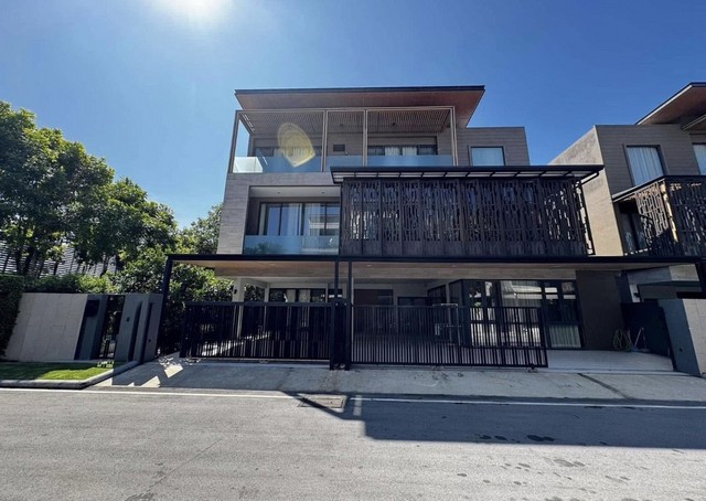 ให้เช่าบ้านเดี่ยว 2 ชั้น Vana Residence Rama 9 Srinakarin เนื้อที่ 100 ตร.วา ใกล้สนามบินสุวรรณภูมิ