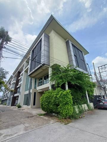 ขายโฮมออฟฟิต 4 ชั้น 600 ตรม. ห้องมุม ย่านรามอินทรา ใกล้แฟชั่นไอแลนส์ , MRT วงแหวนรามอินทรา