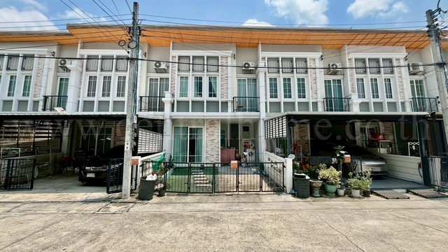 ทาวน์โฮม โกลเด้น นีโอ ลาดพร้าว - เกษตรนวมินทร์ ซอยนวมินทร์ 42