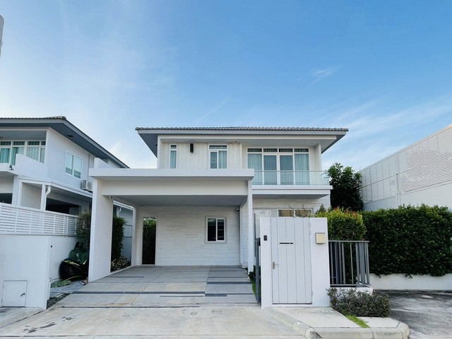 ขายหรือให้เช่าบ้านเดี่ยว2ชั้น โครงการ มัณฑนาบางนา-วงแหวน ใกล้มหาลัยรามคำแหง2