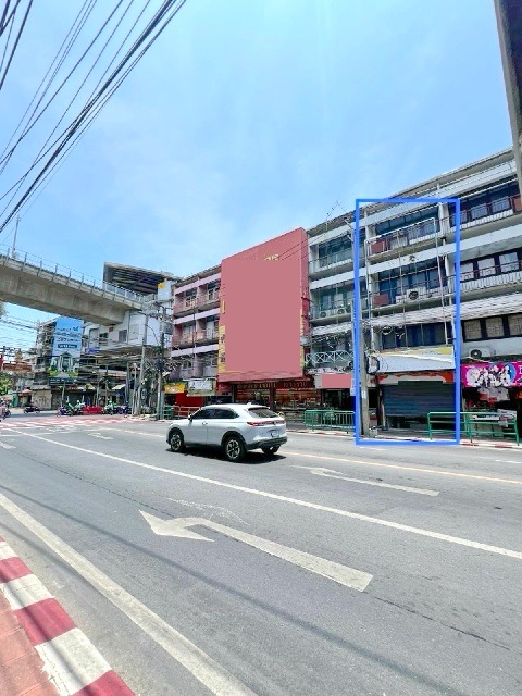 MRT บางขุนนนท์ 500 ม แม็คโคร จรัญสนิทวงศ์ 700 ม.3นอน อาคารพาณิชย์ 4 ชั้น ทำเลดี 3 น้ำ 23 ตร.วา.370 ตร.ม. โลตัส ปิ่นเกล้า 1.9 กม.